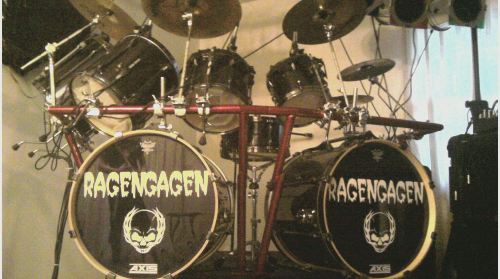 ragen gagen's drum set